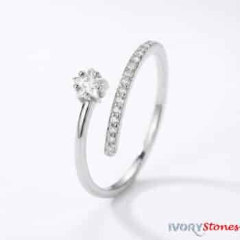 Ivorystones Star Crystal Ring.