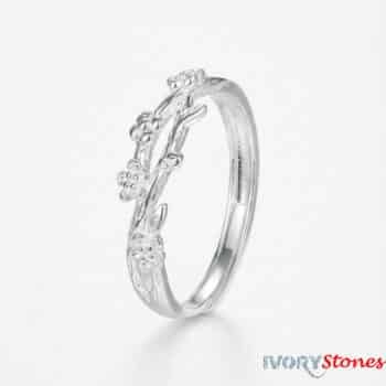Ivorystones Flower Silver Ring.